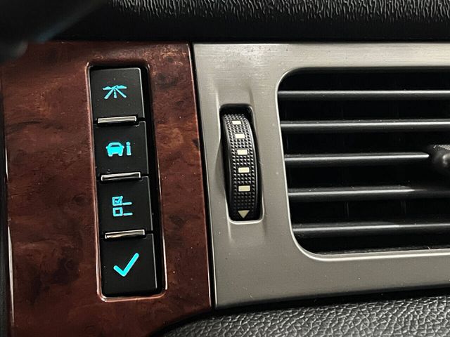 2012 Chevrolet Suburban LT | Houston, TX | Houston Auto Credit 2012 Chevrolet Suburban LT | Houston, TX | Houston Auto Credit