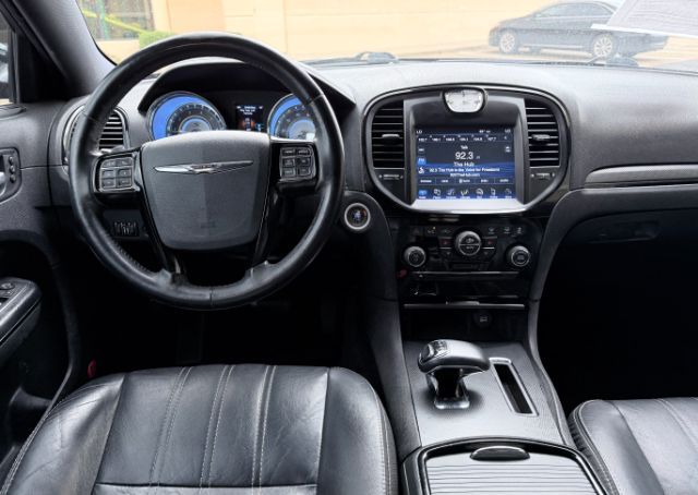 2012 Chrysler 300 S V6 | Lubbock, TX | Chaparral Motors - Lubbock