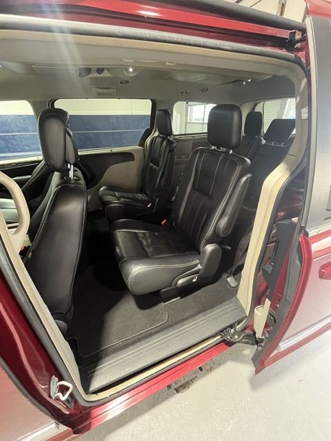 2012 Chrysler Town and Country Touring-L | Annapolis, MD | Annapolis Public Auto Auction 2012 Chrysler Town and Country Touring-L | Annapolis, MD | Annapolis Public Auto Auction