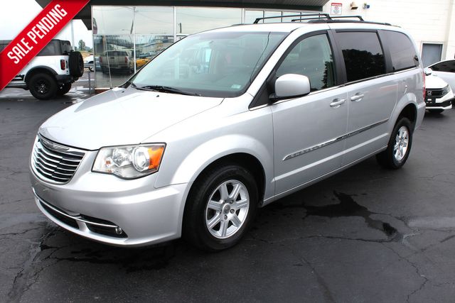 2012 Chrysler Town and Country Freedom Mobility Wheelchair Van Touring | Granite City, Illinois | MasterCars Company Inc.