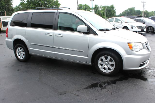 2012 Chrysler Town and Country Freedom Mobility Wheelchair Van Touring | Granite City, Illinois | MasterCars Company Inc. 2012 Chrysler Town and Country Freedom Mobility Wheelchair Van Touring | Granite City, Illinois | MasterCars Company Inc.
