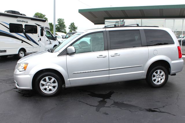 2012 Chrysler Town and Country Freedom Mobility Wheelchair Van Touring | Granite City, Illinois | MasterCars Company Inc. 2012 Chrysler Town and Country Freedom Mobility Wheelchair Van Touring | Granite City, Illinois | MasterCars Company Inc.