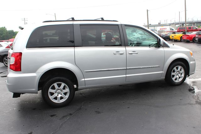 2012 Chrysler Town and Country Freedom Mobility Wheelchair Van Touring | Granite City, Illinois | MasterCars Company Inc. 2012 Chrysler Town and Country Freedom Mobility Wheelchair Van Touring | Granite City, Illinois | MasterCars Company Inc.