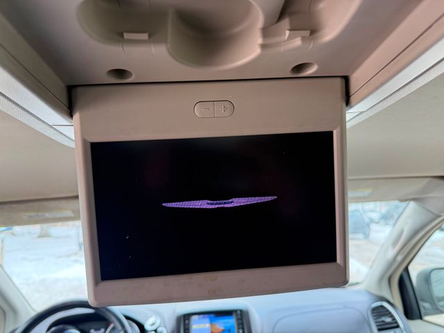 2012 Chrysler Town and Country Touring