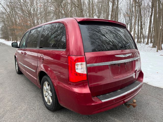 2012 Chrysler Town and Country Touring