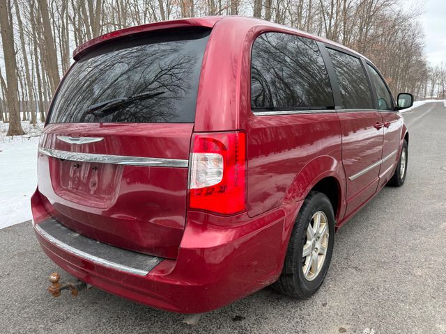 2012 Chrysler Town and Country Touring
