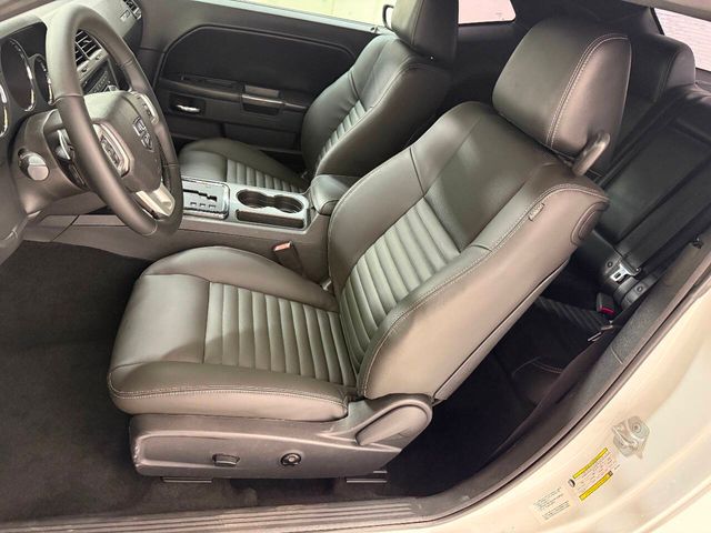 2012 Dodge Challenger Rallye Redline Appearance Group 2dr Coupe | Houston, TX | Houston Auto Credit 2012 Dodge Challenger Rallye Redline Appearance Group 2dr Coupe | Houston, TX | Houston Auto Credit