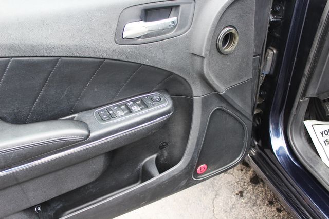 2012 Dodge Charger R/T Plus | Granite City, Illinois | MasterCars Company Inc.