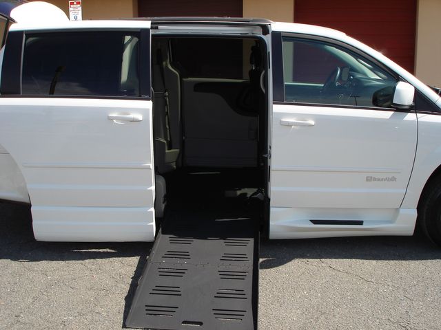 2012 Dodge Grand Caravan SXT w/Ramp | Charlotte, North Carolina | ADVENTURE VANS 2012 Dodge Grand Caravan SXT w/Ramp | Charlotte, North Carolina | ADVENTURE VANS