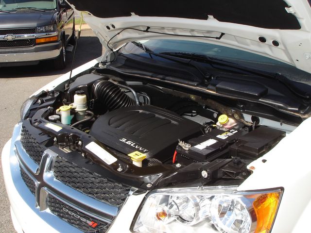 2012 Dodge Grand Caravan SXT w/Ramp | Charlotte, North Carolina | ADVENTURE VANS