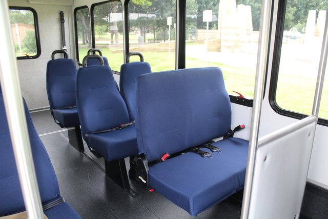 2012 Ford E-350 13 Passenger Starcraft Shuttle Bus With Wheelchair Lift | Irving, Texas | Lonestar Automart Inc. 2012 Ford E-350 13 Passenger Starcraft Shuttle Bus With Wheelchair Lift | Irving, Texas | Lonestar Automart Inc.