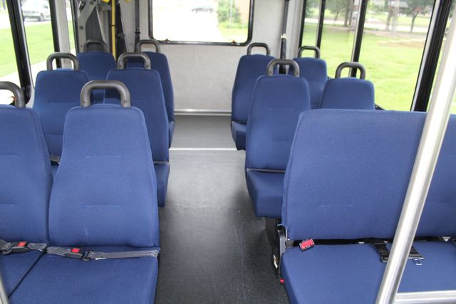 2012 Ford E-350 13 Passenger Starcraft Shuttle Bus With Wheelchair Lift | Irving, Texas | Lonestar Automart Inc. 2012 Ford E-350 13 Passenger Starcraft Shuttle Bus With Wheelchair Lift | Irving, Texas | Lonestar Automart Inc.