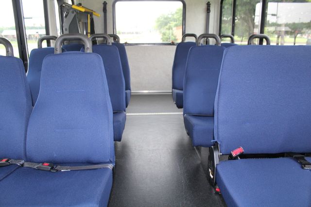 2012 Ford E-350 13 Passenger Starcraft Shuttle Bus With Wheelchair Lift | Irving, Texas | Lonestar Automart Inc. 2012 Ford E-350 13 Passenger Starcraft Shuttle Bus With Wheelchair Lift | Irving, Texas | Lonestar Automart Inc.