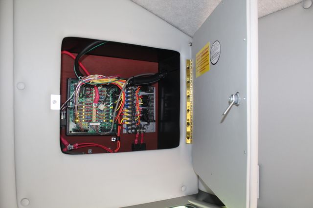 2012 Ford E-350 13 Passenger Starcraft Shuttle Bus With Wheelchair Lift | Irving, Texas | Lonestar Automart Inc. 2012 Ford E-350 13 Passenger Starcraft Shuttle Bus With Wheelchair Lift | Irving, Texas | Lonestar Automart Inc.