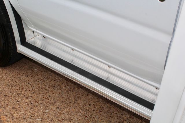 2012 Ford E-350 13 Passenger Starcraft Shuttle Bus With Wheelchair Lift | Irving, Texas | Lonestar Automart Inc.