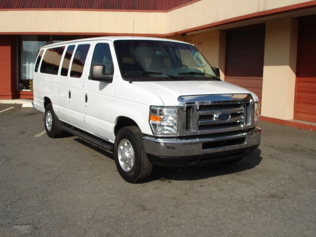 2012 Ford E-Series E-350 SD XLT - 15 PASSENGER | Charlotte, North Carolina | ADVENTURE VANS 2012 Ford E-Series E-350 SD XLT - 15 PASSENGER | Charlotte, North Carolina | ADVENTURE VANS