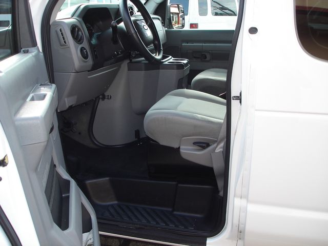 2012 Ford E-Series E-350 SD XLT - 15 PASSENGER | Charlotte, North Carolina | ADVENTURE VANS 2012 Ford E-Series E-350 SD XLT - 15 PASSENGER | Charlotte, North Carolina | ADVENTURE VANS