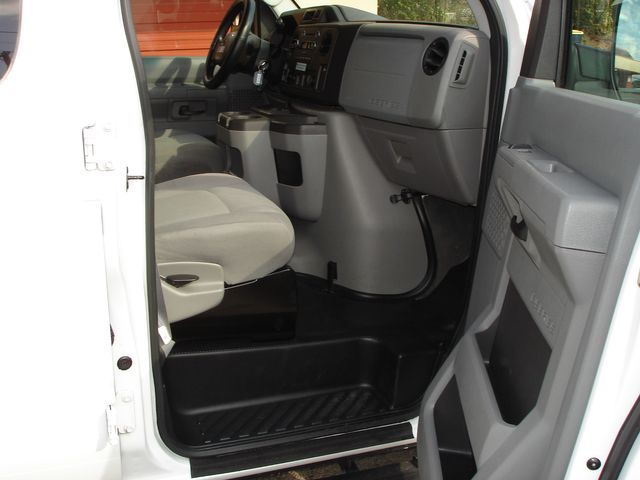 2012 Ford E-Series E-350 SD XLT - 15 PASSENGER | Charlotte, North Carolina | ADVENTURE VANS 2012 Ford E-Series E-350 SD XLT - 15 PASSENGER | Charlotte, North Carolina | ADVENTURE VANS