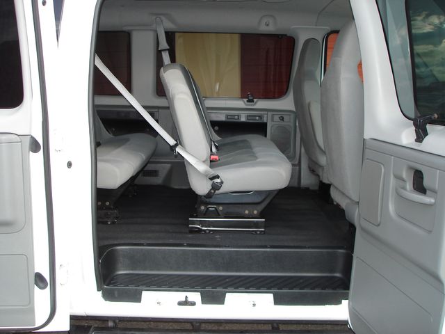 2012 Ford E-Series E-350 SD XLT - 15 PASSENGER | Charlotte, North Carolina | ADVENTURE VANS 2012 Ford E-Series E-350 SD XLT - 15 PASSENGER | Charlotte, North Carolina | ADVENTURE VANS