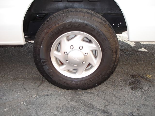 2012 Ford E-Series E-350 SD XLT | Charlotte, North Carolina | ADVENTURE VANS