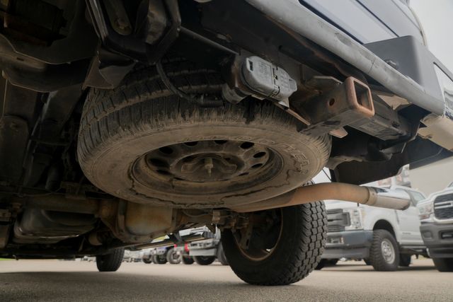 2012 Ford F-150 XLT CREW CAB RWD / LOADS OF REGULAR SERVICE | Austin, TX | Rocky Mountain Truck Stop Austin 2012 Ford F-150 XLT CREW CAB RWD / LOADS OF REGULAR SERVICE | Austin, TX | Rocky Mountain Truck Stop Austin