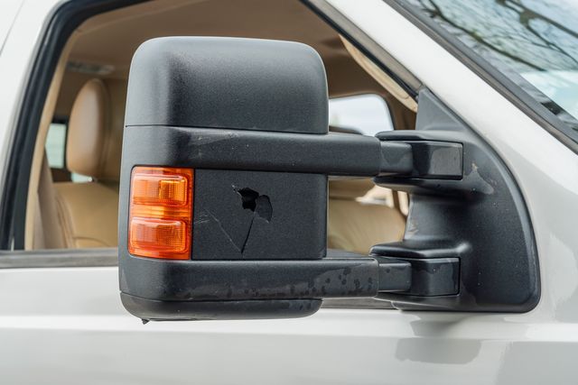 2012 Ford F-250 Super Duty Lariat CREW CAB FX4 / CLEAN CARFAX / WELL SERVICED | Austin, TX | Rocky Mountain Truck Stop Austin 2012 Ford F-250 Super Duty Lariat CREW CAB FX4 / CLEAN CARFAX / WELL SERVICED | Austin, TX | Rocky Mountain Truck Stop Austin