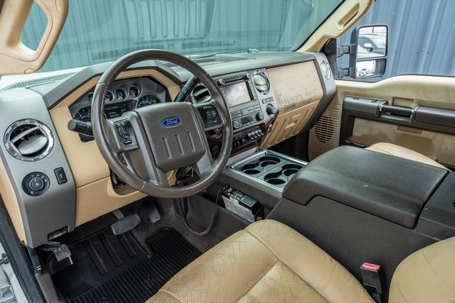 2012 Ford F-250 Super Duty Lariat CREW CAB FX4 / CLEAN CARFAX / WELL SERVICED | Austin, TX | Rocky Mountain Truck Stop Austin 2012 Ford F-250 Super Duty Lariat CREW CAB FX4 / CLEAN CARFAX / WELL SERVICED | Austin, TX | Rocky Mountain Truck Stop Austin