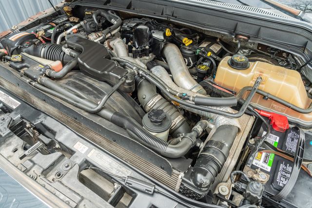 2012 Ford F-250 Super Duty Lariat CREW CAB STYLESIDE / 6.7L / WELL MAINTAINED | Austin, TX | Rocky Mountain Truck Stop Austin