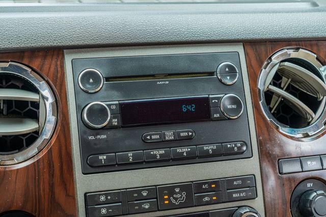 2012 Ford F-250 Super Duty Lariat CREW CAB STYLESIDE / 6.7L / WELL MAINTAINED | Austin, TX | Rocky Mountain Truck Stop Austin 2012 Ford F-250 Super Duty Lariat CREW CAB STYLESIDE / 6.7L / WELL MAINTAINED | Austin, TX | Rocky Mountain Truck Stop Austin