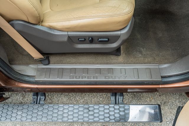 2012 Ford F-250 Super Duty Lariat CREW CAB STYLESIDE / 6.7L / WELL MAINTAINED | Austin, TX | Rocky Mountain Truck Stop Austin 2012 Ford F-250 Super Duty Lariat CREW CAB STYLESIDE / 6.7L / WELL MAINTAINED | Austin, TX | Rocky Mountain Truck Stop Austin