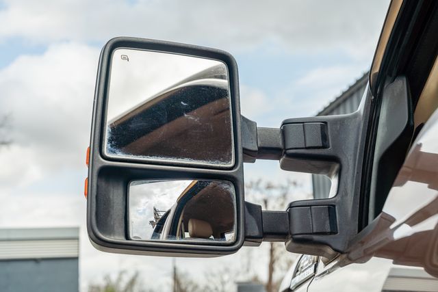 2012 Ford F-250 Super Duty Lariat CREW CAB STYLESIDE / 6.7L / WELL MAINTAINED | Austin, TX | Rocky Mountain Truck Stop Austin