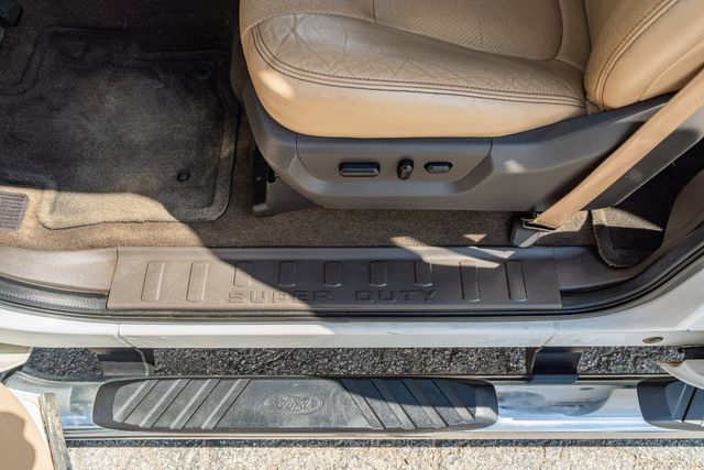 2012 Ford F-250 Super Duty Lariat 4X4 FX4 / 6.2L GAS / CLEAN CARFAX | Austin, TX | Rocky Mountain Truck Stop Austin 2012 Ford F-250 Super Duty Lariat 4X4 FX4 / 6.2L GAS / CLEAN CARFAX | Austin, TX | Rocky Mountain Truck Stop Austin