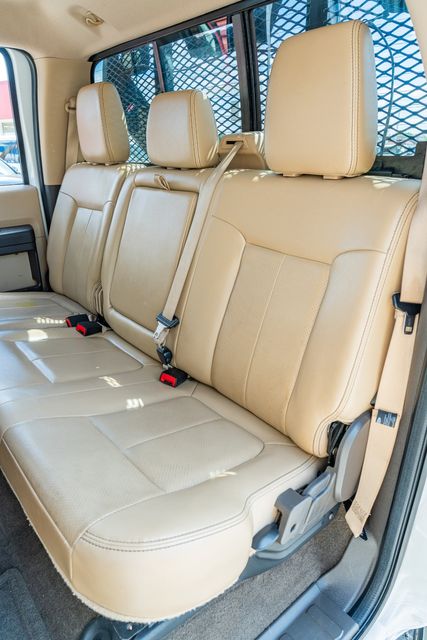 2012 Ford F-250 Super Duty Lariat 4X4 FX4 / 6.2L GAS / CLEAN CARFAX | Austin, TX | Rocky Mountain Truck Stop Austin