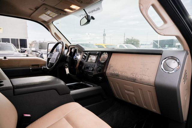 2012 Ford F-250 Super Duty Lariat CREW CAB FX4 / CLEAN CARFAX / WELL SERVICED | Austin, TX | Rocky Mountain Truck Stop Austin