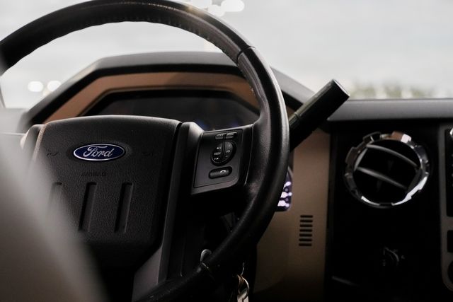 2012 Ford F-250 Super Duty Lariat CREW CAB FX4 / CLEAN CARFAX / WELL SERVICED | Austin, TX | Rocky Mountain Truck Stop Austin 2012 Ford F-250 Super Duty Lariat CREW CAB FX4 / CLEAN CARFAX / WELL SERVICED | Austin, TX | Rocky Mountain Truck Stop Austin