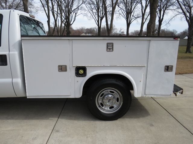 2012 Ford F-250 Super Duty XL w/Knapheide Utility Bed