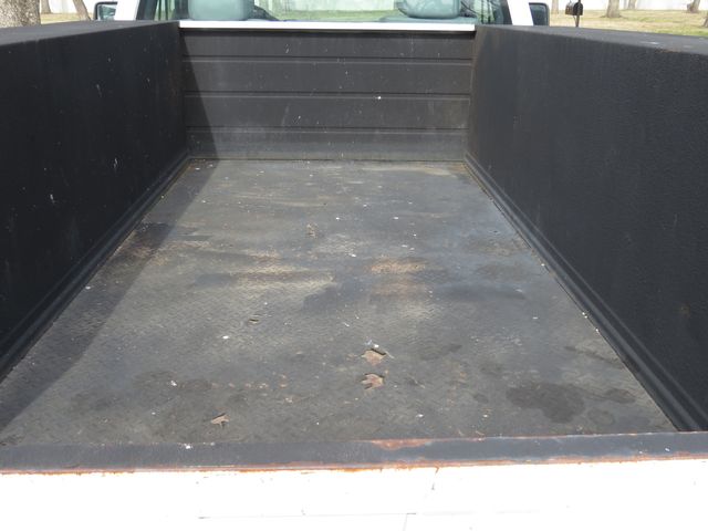 2012 Ford F-250 Super Duty XL w/Knapheide Utility Bed
