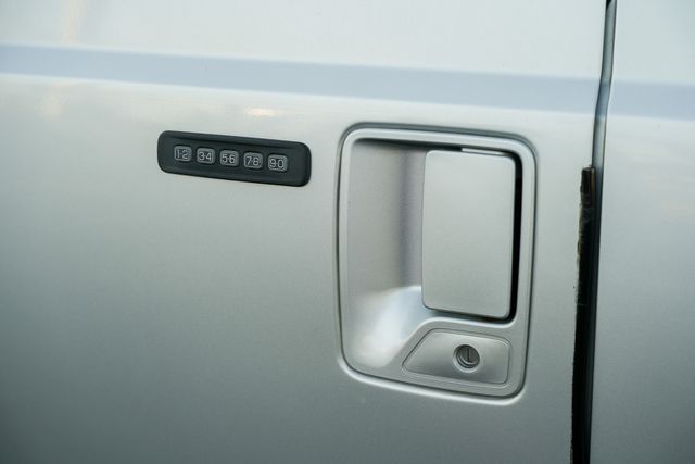 2012 Ford F-350 Super Duty Lariat CREW CAB FX4 / LONG BED / REGULAR SERVICE | Austin, TX | Rocky Mountain Truck Stop Austin 2012 Ford F-350 Super Duty Lariat CREW CAB FX4 / LONG BED / REGULAR SERVICE | Austin, TX | Rocky Mountain Truck Stop Austin