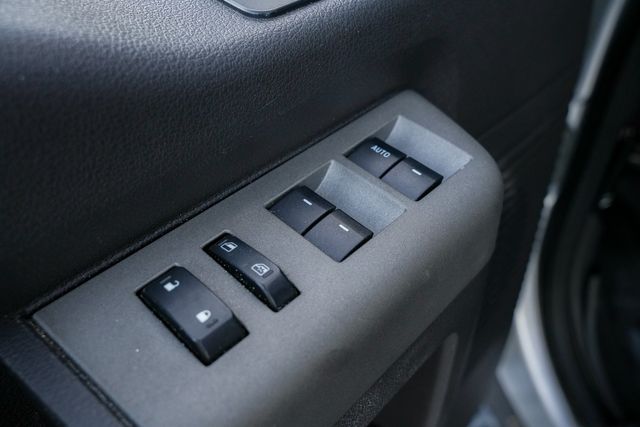 2012 Ford F-350 Super Duty Lariat CREW CAB FX4 / LONG BED / REGULAR SERVICE | Austin, TX | Rocky Mountain Truck Stop Austin 2012 Ford F-350 Super Duty Lariat CREW CAB FX4 / LONG BED / REGULAR SERVICE | Austin, TX | Rocky Mountain Truck Stop Austin