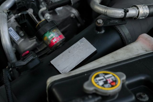 2012 Ford F-350 Super Duty Lariat CREW CAB FX4 / LONG BED / REGULAR SERVICE | Austin, TX | Rocky Mountain Truck Stop Austin 2012 Ford F-350 Super Duty Lariat CREW CAB FX4 / LONG BED / REGULAR SERVICE | Austin, TX | Rocky Mountain Truck Stop Austin