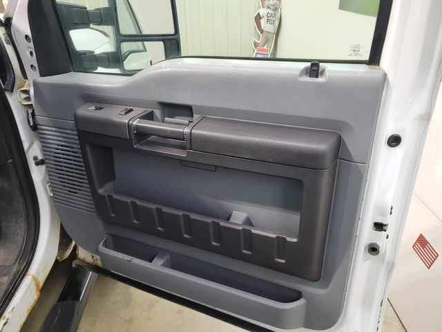 2012 Ford F-350 Super Duty XLT 6.2 V8 8Ft Bed - Financing - Transparent | Dickinson, ND | Autorama Auto Sales and Rentals 2012 Ford F-350 Super Duty XLT 6.2 V8 8Ft Bed - Financing - Transparent | Dickinson, ND | Autorama Auto Sales and Rentals