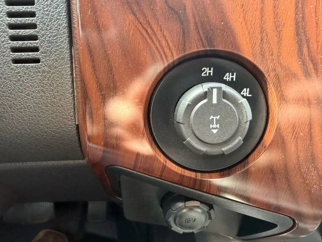 2012 Ford F-350 Super Duty Lariat Pickup 4D 8 ft