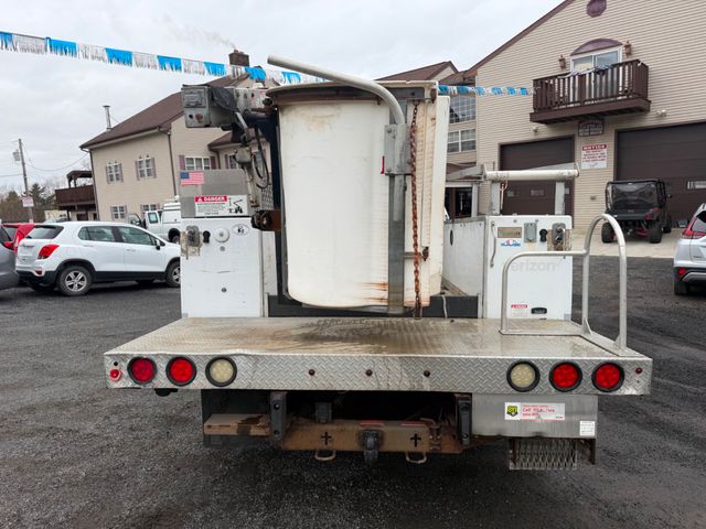 2012 Ford F450 Versalift 34'
