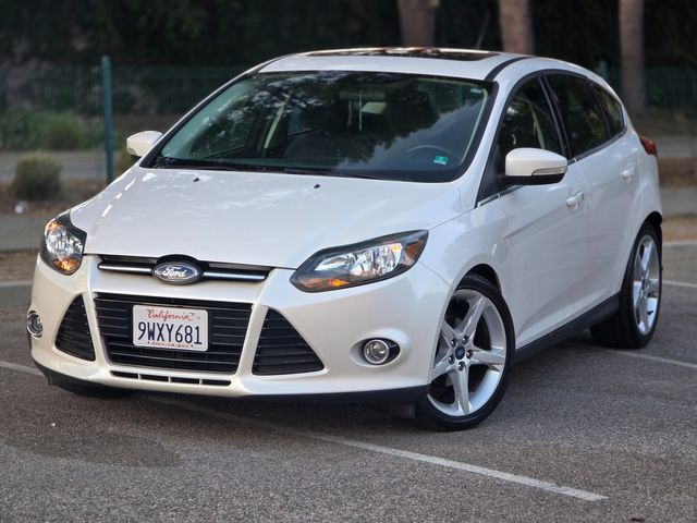 2012 Ford Focus Titanium | Reseda, CA | Angeles Auto Alliance