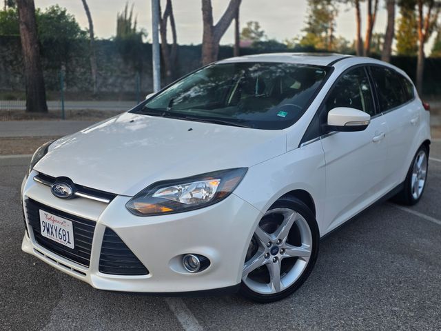 2012 Ford Focus Titanium | Reseda, CA | Angeles Auto Alliance