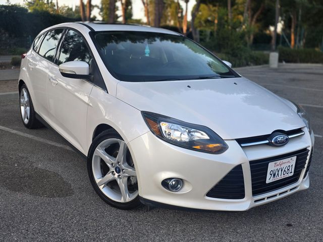 2012 Ford Focus Titanium | Reseda, CA | Angeles Auto Alliance 2012 Ford Focus Titanium | Reseda, CA | Angeles Auto Alliance