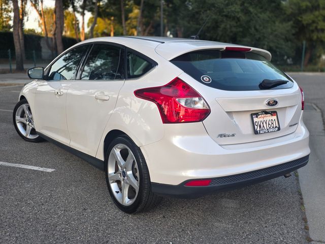 2012 Ford Focus Titanium | Reseda, CA | Angeles Auto Alliance