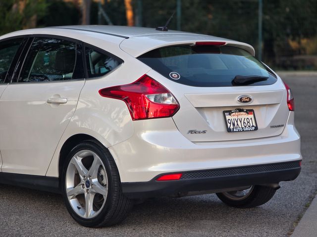 2012 Ford Focus Titanium | Reseda, CA | Angeles Auto Alliance 2012 Ford Focus Titanium | Reseda, CA | Angeles Auto Alliance