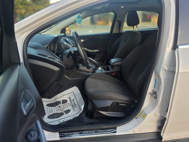 2012 Ford Focus Titanium | Reseda, CA | Angeles Auto Alliance