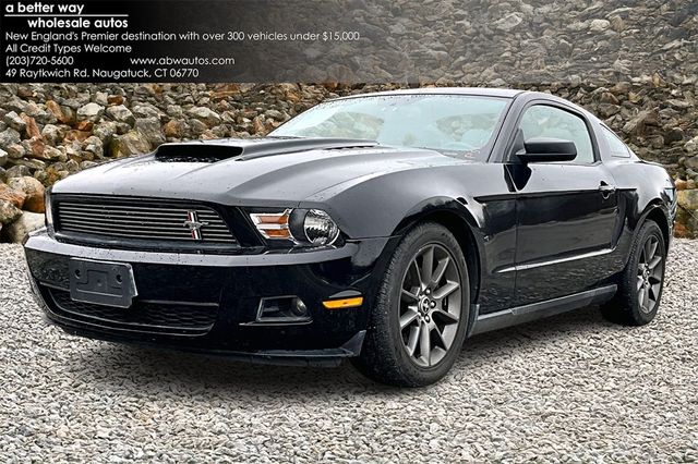 2012 Ford Mustang V6 Premium | Naugatuck, Connecticut | A Better Way Wholesale Autos-CT